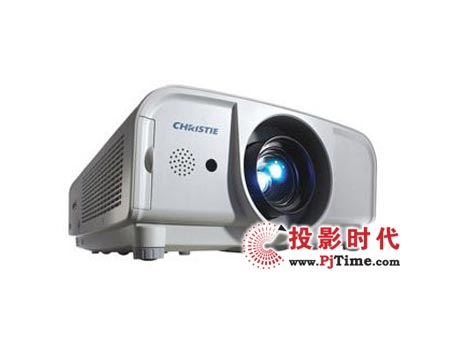 投影市場寒冬未過 降價潮持續，性價比成消費者首選
